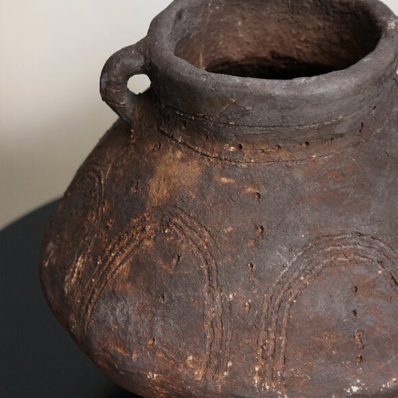 Handmade Tunisian Clay Vase with Handles - Picture 6 of 6